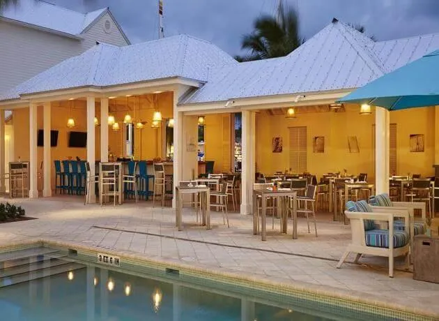 7307 key west honeymoon couple