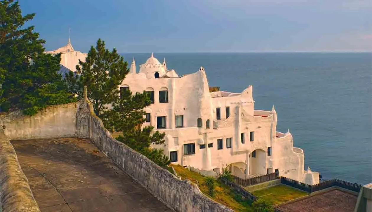 7319 cartagena honeymoon