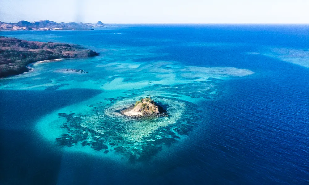 7388 fiji resort overwater