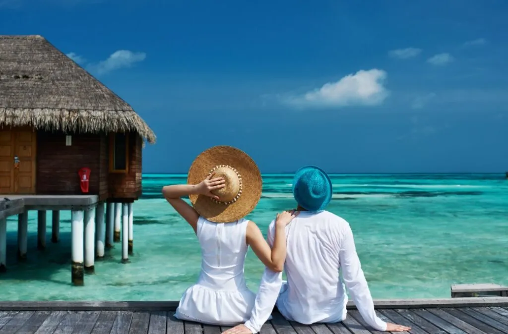 7407 st regis maldives sunset