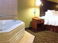 7411 maxwell hotel seattle