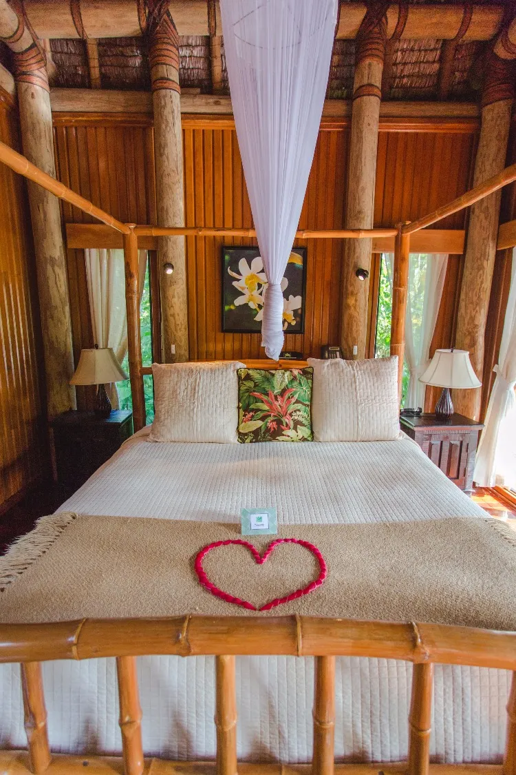 7481 fiji honeymoon beach
