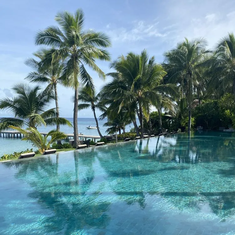 7540 likuliku lagoon resort fiji