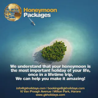 /img/7543-golden-honeymoon-couple.webp