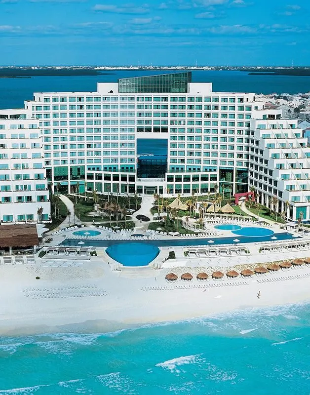 7547 resort 1 exterior