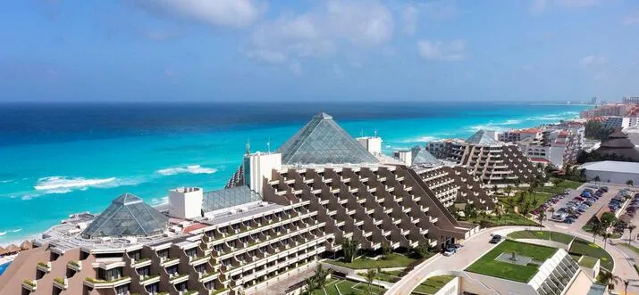 7566 cancun honeymoon budget