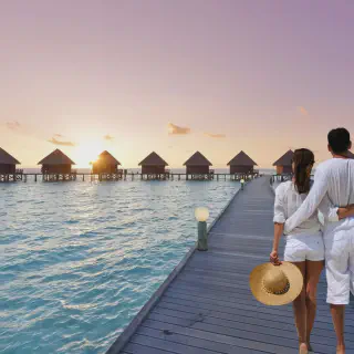 /img/7626-maldives-dining.webp