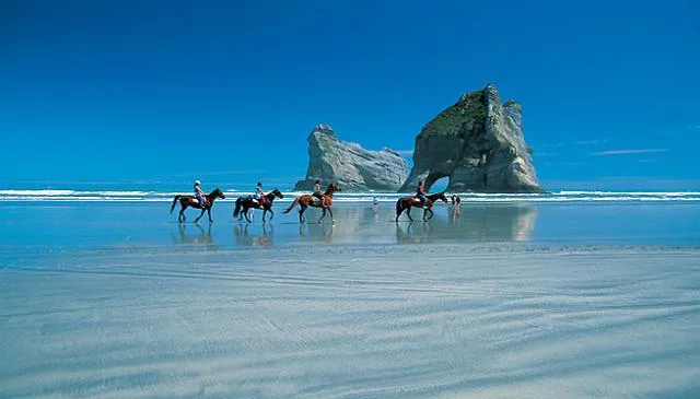 7630 nz honeymoon scenery