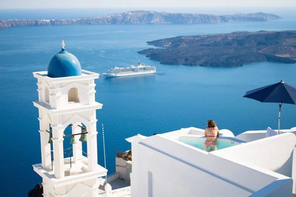 7632 luxury resort october