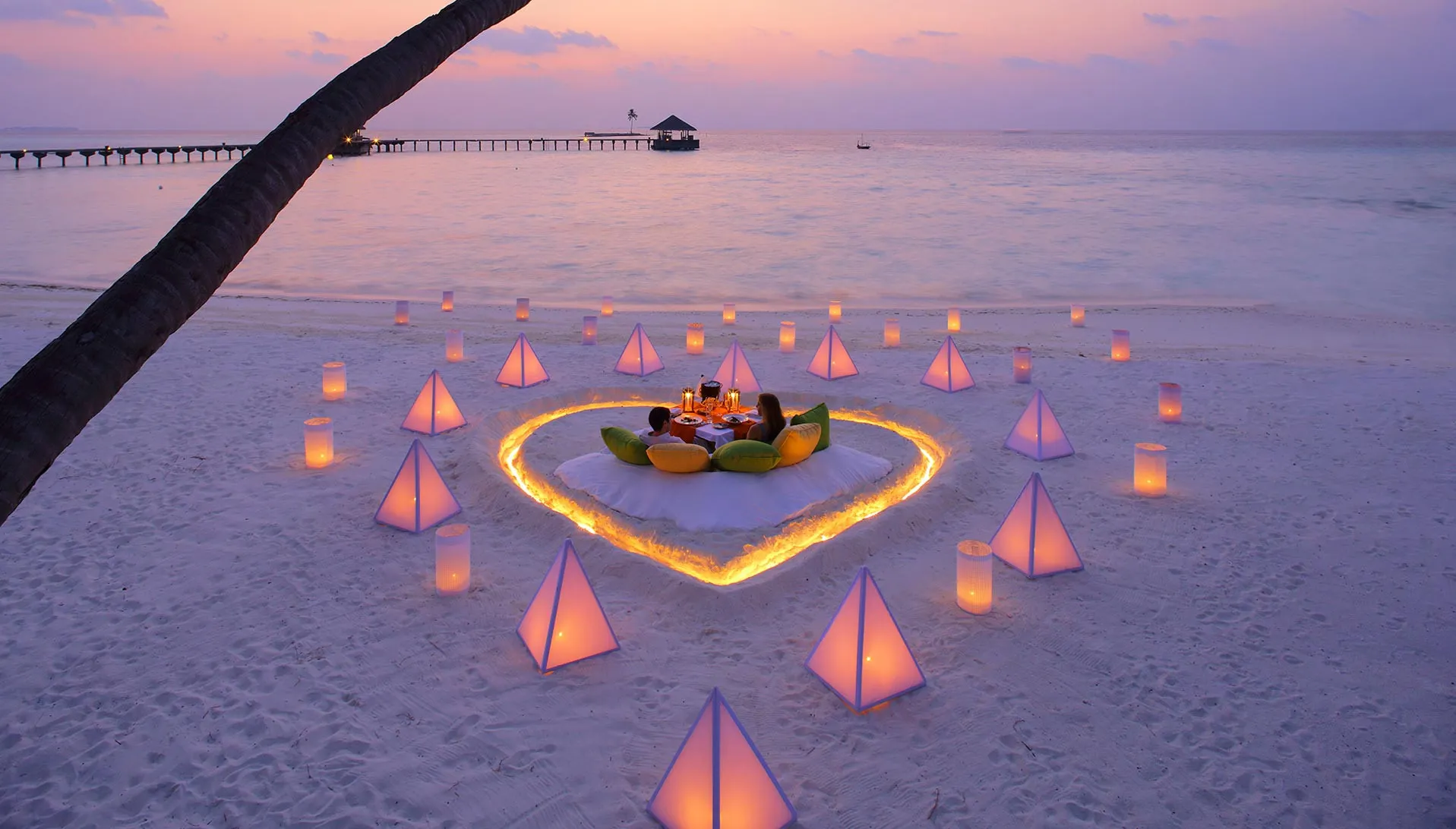 /img/7661-maldives-sunset.webp