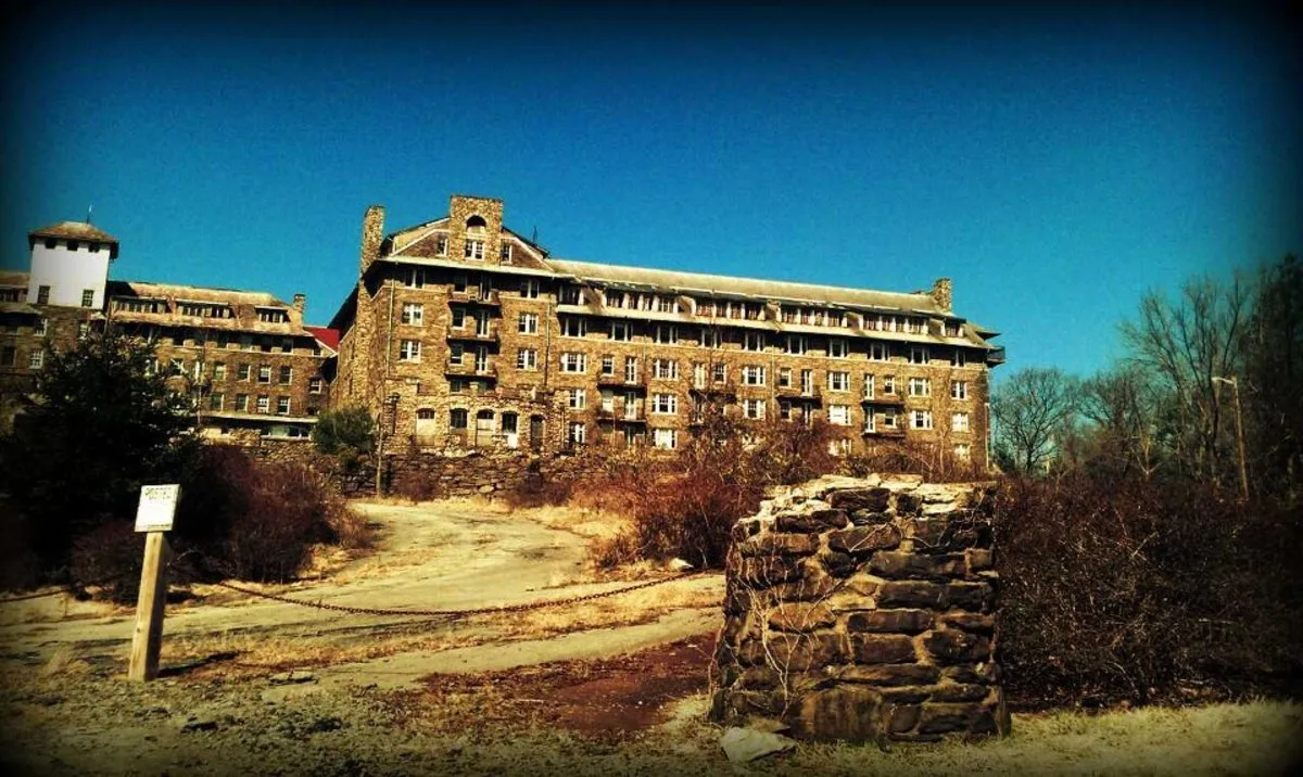 7674 poconos resort outdoor activities