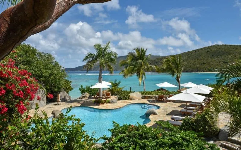 7680 romantic escape villa