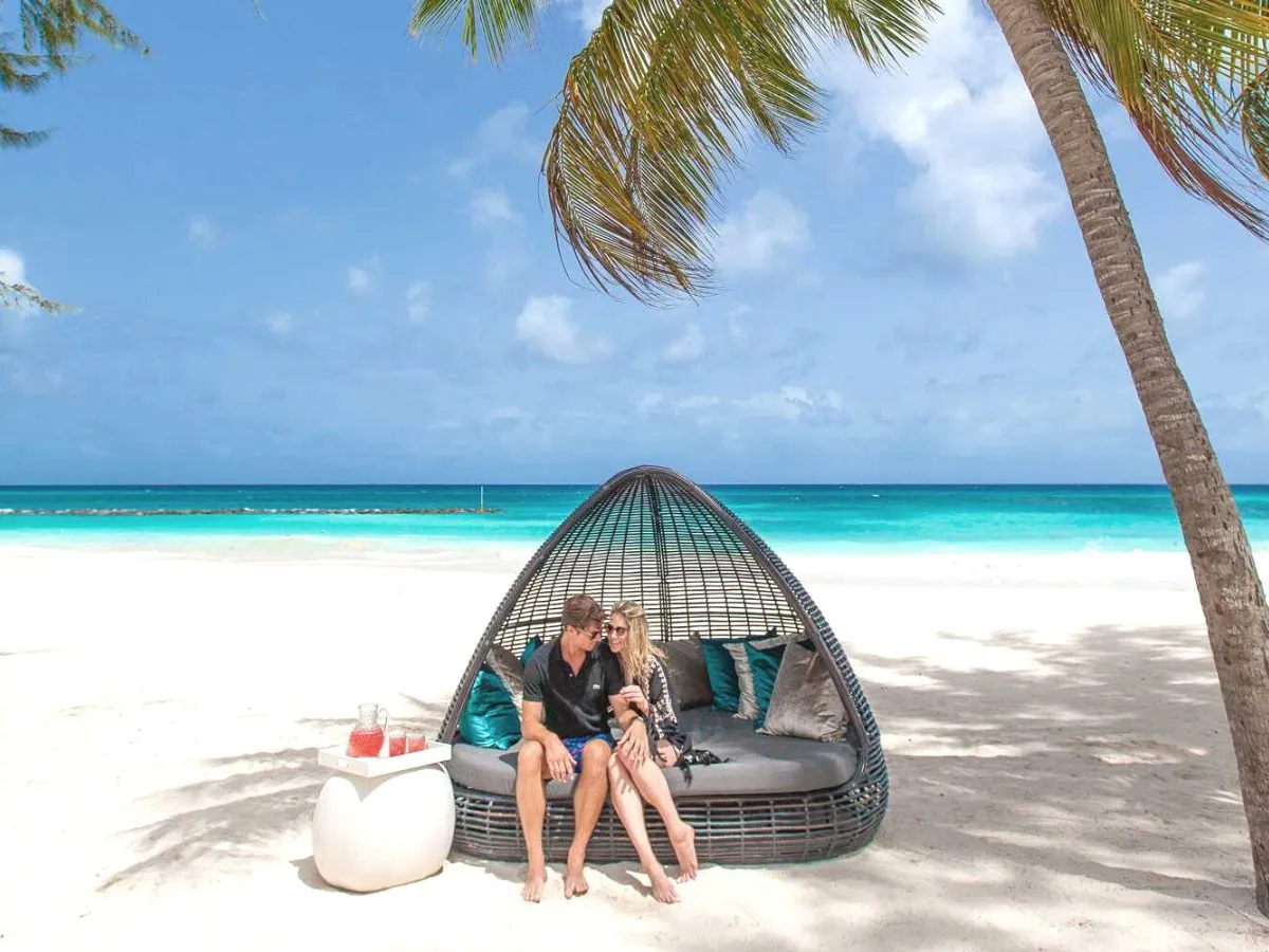 7689 couple honeymoon barbados