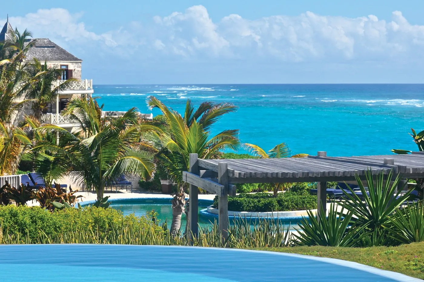 /img/7689-honeymoon-cocktails.webp