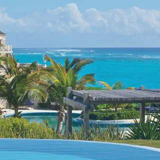 /img/7689-honeymoon-cocktails.webp